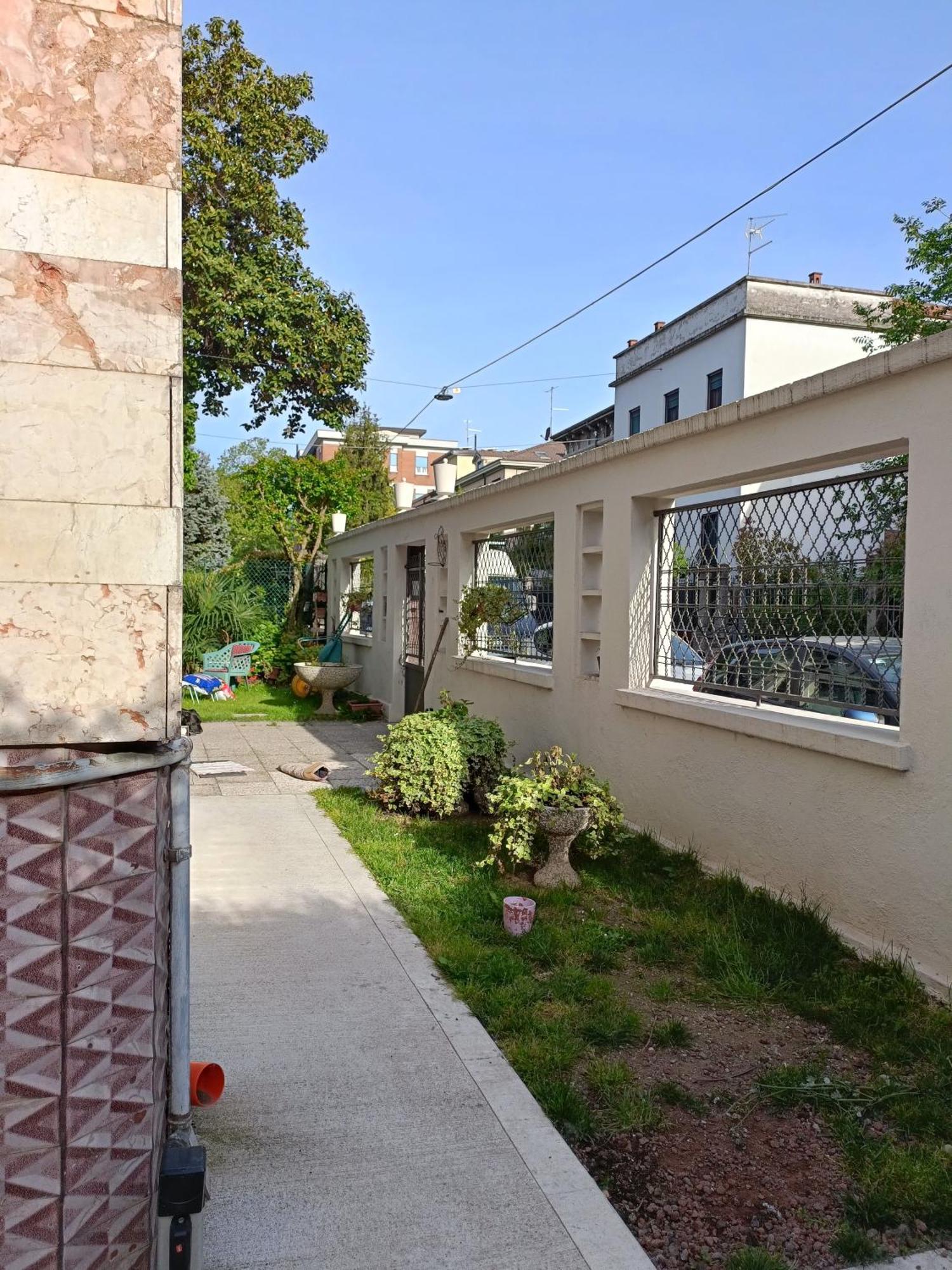 Chez Mavipagi B&B Верона Экстерьер фото