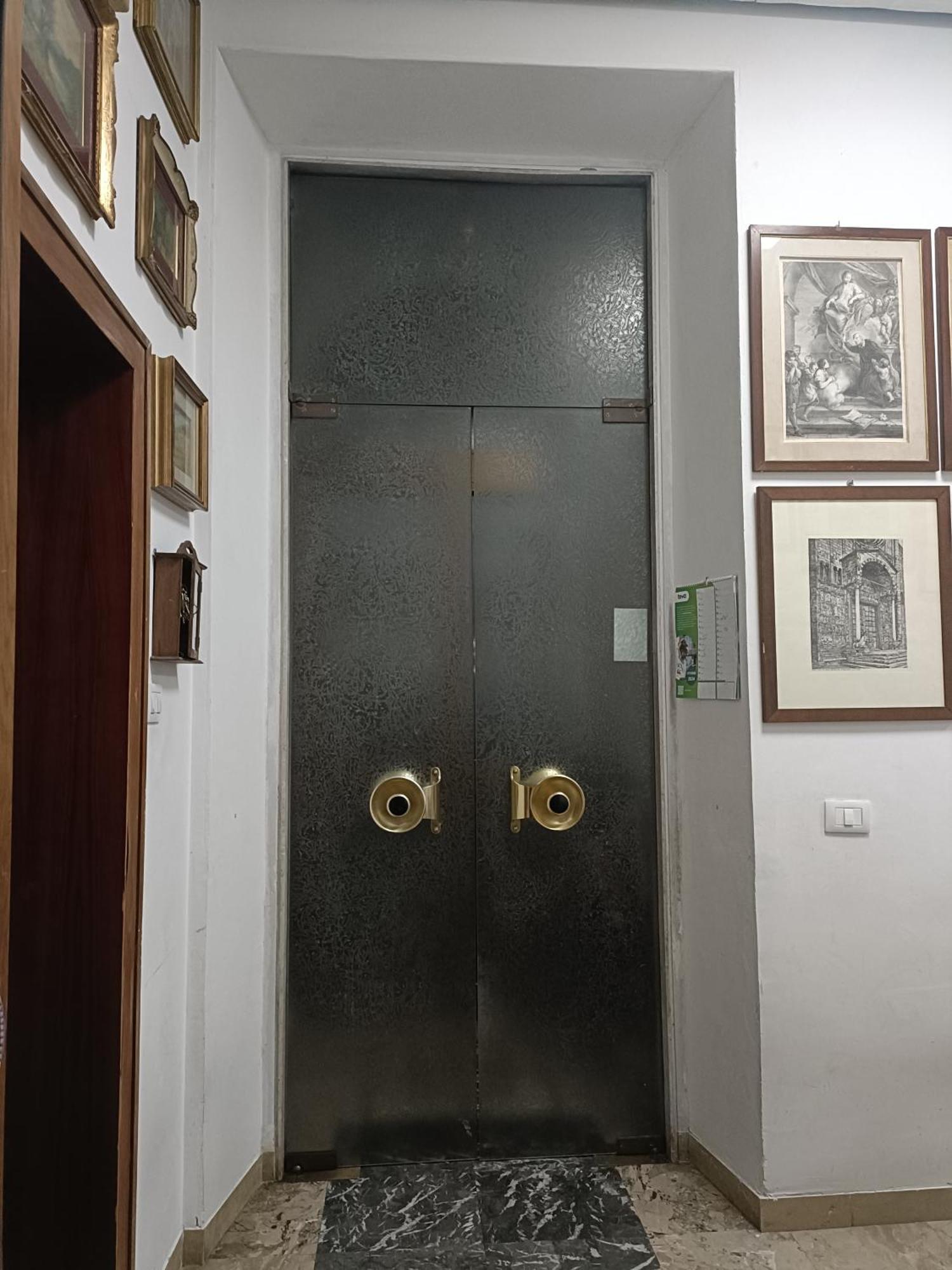 Chez Mavipagi B&B Верона Экстерьер фото